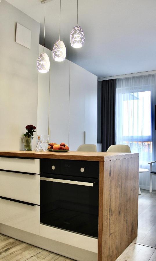 Luxapartmentwarszawa Z Bezplatnym Podziemnym Parkingem Варшава