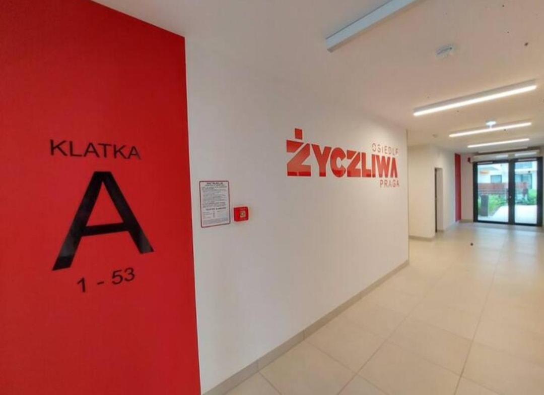 Luxapartmentwarszawa Z Bezplatnym Podziemnym Parkingem Apartment Warschau